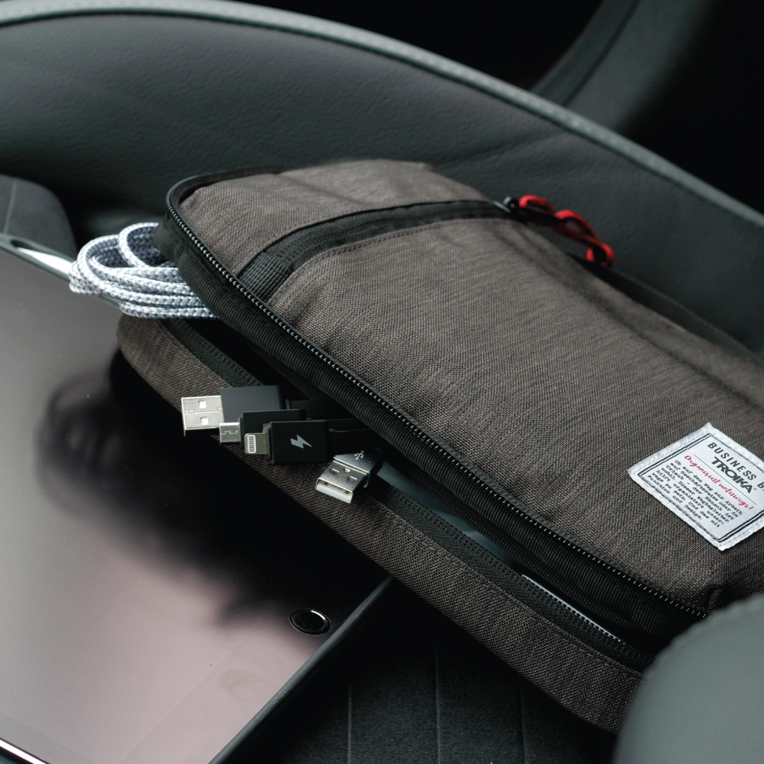 eAssets-Troika-Business-Tech-Pouch-BBG54GY-4